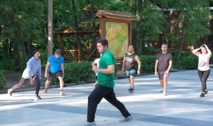 ormanyada-cumartesi-kosulari-suruyor-MMrsLsJy.jpg