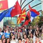 osmangazide-uluslararasi-balkan-festivali-renkli-goruntulerle-start-aldi-qAD39Ley.jpg