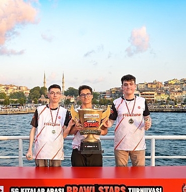 vodafone-freezone-5g-kitalararasi-brawl-stars-turnuvasinda-sampiyon-doner-kebap-takimi-cxYeM1Fv.jpg