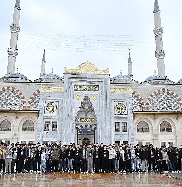 baskan-altay-genc-seyyah-projemizle-bu-yil-25920-ogrencimizi-daha-istanbul-ile-bulusturacagiz-EDb1aGOk.jpg