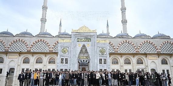 Başkan Altay: ‘Genç Seyyah Projemizle Bu Yıl 25.920 Öğrencimizi Daha İstanbul ile Buluşturacağız’