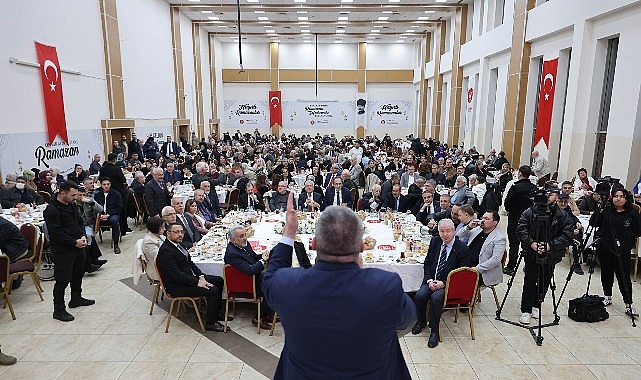 baskan-ozarslan-tunceli-malatya-erzincan-ve-elaziglilarla-iftar-sofrasinda-bulustu-h9aRdada.jpg