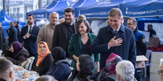 Başkan Tugay Kadir Gecesi’nde birlik ve beraberliğe vurgu yaptı