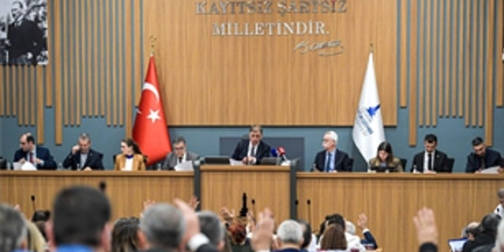 Başkan Tugay’dan onay bekleyen kredi yorumu