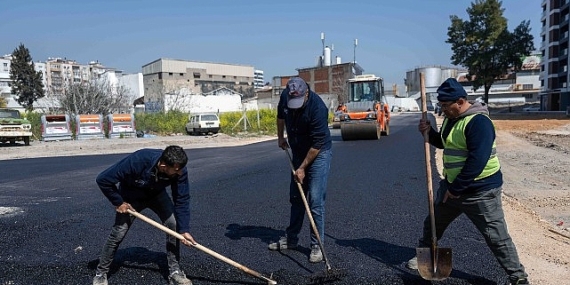 Bornova’da yol çalışmaları hız kesmiyor