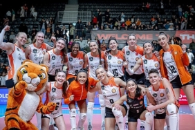 eczacibasi-dynavit-normal-sezonu-galibiyetle-tamamladi-7lgTpMEh.jpg