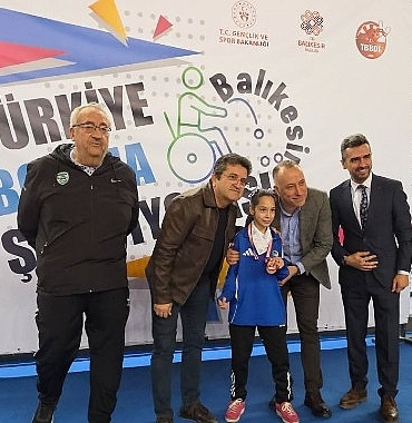 gaziemir-belediyesi-boccia-takimi-yine-zirvede-fec1Cz4X.jpg