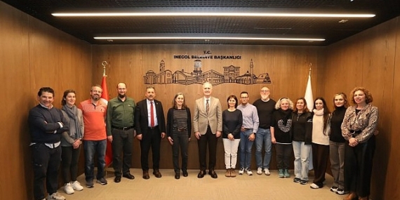 İspanyol Misafirlerden İnegöl’ün Nöbetçi Kitaphanelerine Tam Not