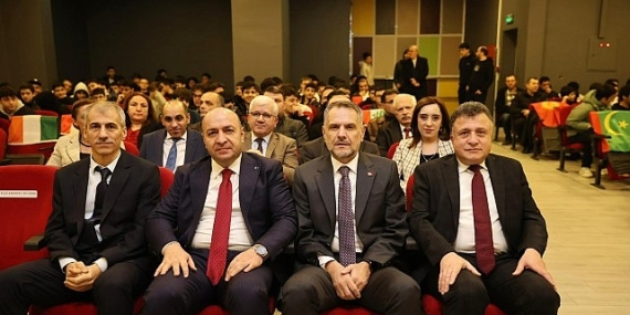 İstiklal Marşı’nın kabulü Bayrampaşa’da törenle kutlandı