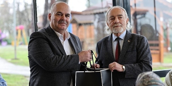 Kartepe’de Büyükler İçin Anlamlı Buluşma