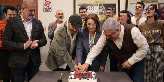 Kocaeli’de tiyatro rüzgarı hep esecek