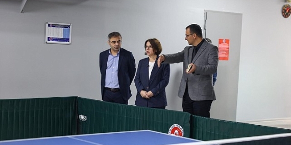 Maltepe Belediye Başkanı Köymen, spor yapan kadınlarla buluştu