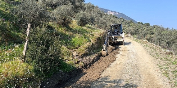Milas Belediyesi Ekipleri İlçe Genelinde Hummalı Çalışmalar Yapıyor