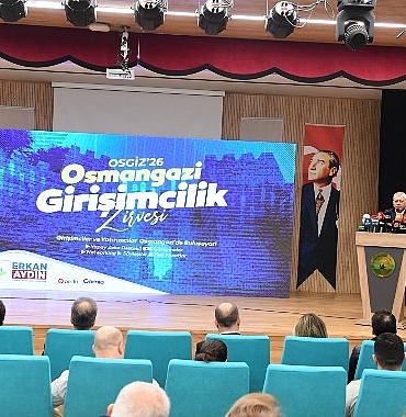 osmangazi-girisimcilik-zirvesi-gelecege-isik-tuttu-szSnmtv2.jpg