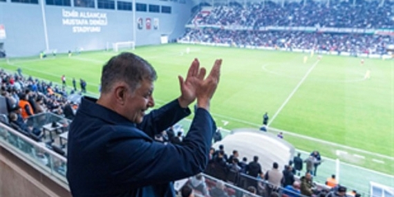 Türk futbolunun efsanesinden Başkan Tugay’a Karşıyaka Stadı teşekkürü
