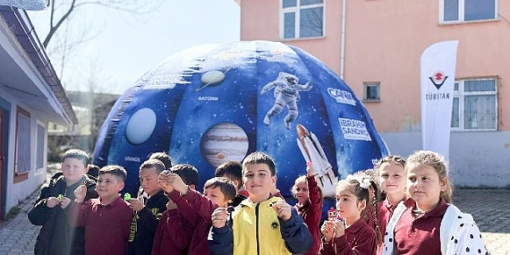 Canik’te Genç Kâşifler Uzayla Buluşuyor, Gökyüzünü Öğreniyor