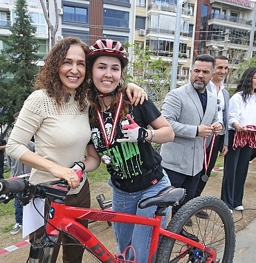 karsiyakada-heyecan-dolu-pump-track-yarisi-xRR79Ya4.jpg