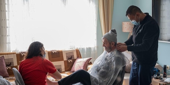 Milas Belediyesi Berber ve Kuaförlük Hizmetine Devam Ediyor