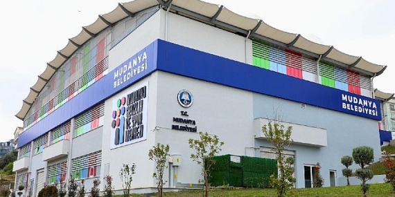 ‘Mudanya Gençlik ve Spor Merkezi’ hizmete açıldı